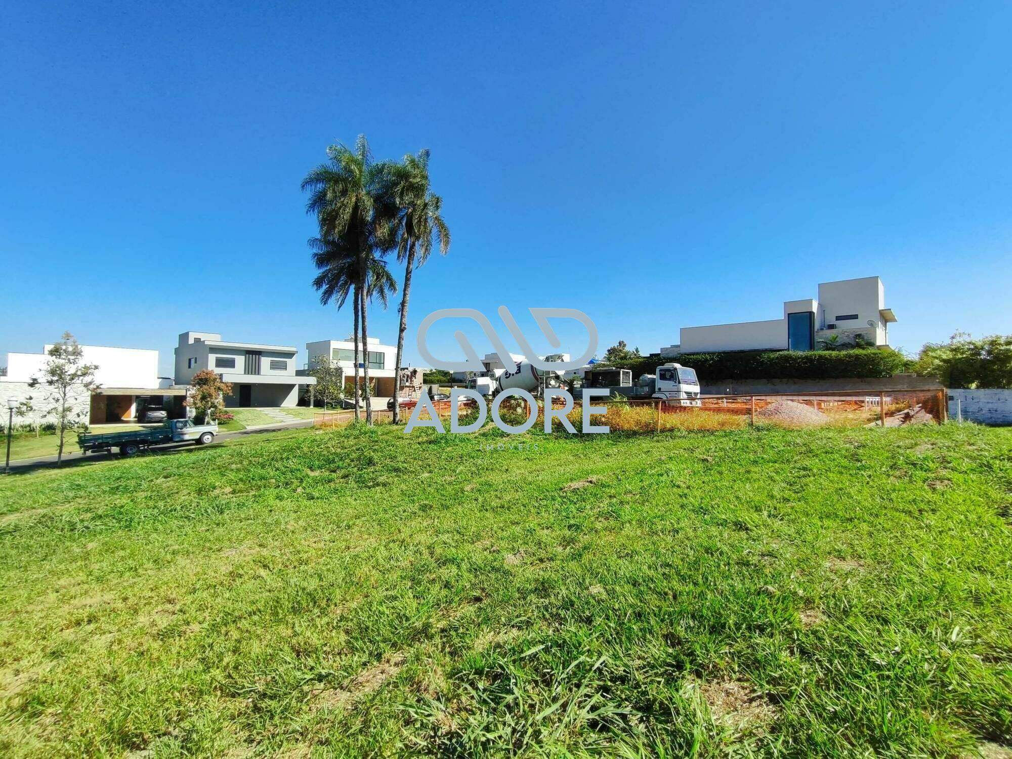 Terreno à venda no Condomínio Villas do Golfe: 
