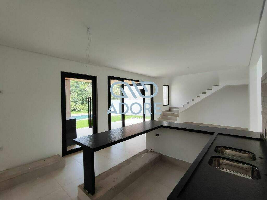 Casa de Condomínio à venda no Condomínio Villas do Golfe: 