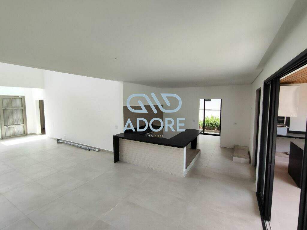 Casa de Condomínio à venda no Condomínio Villas do Golfe: 