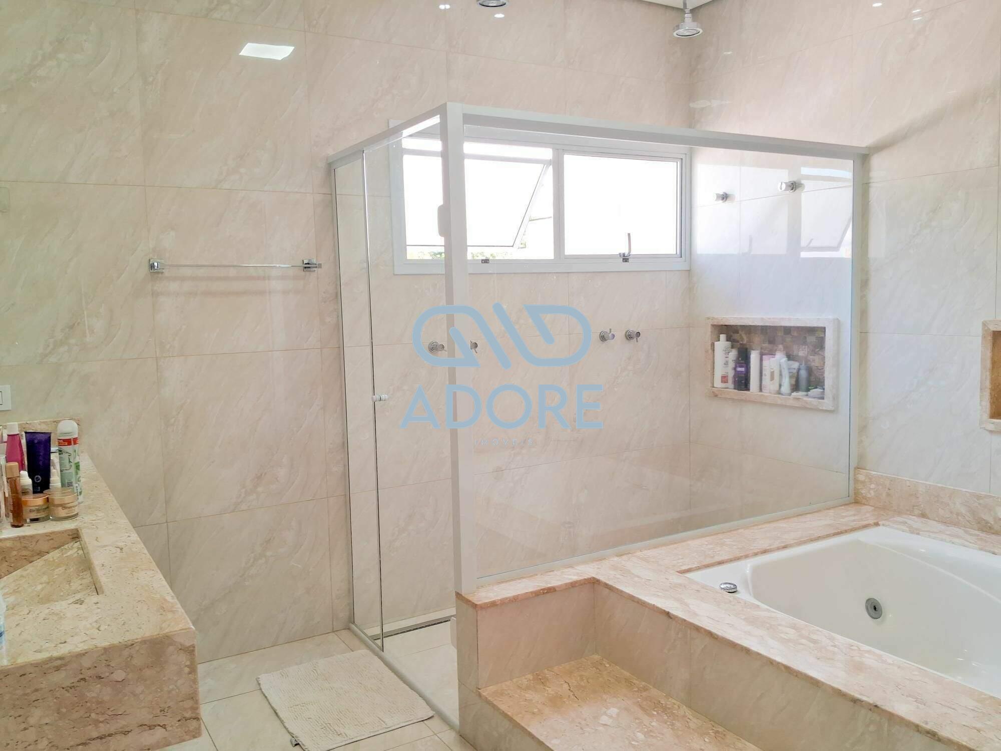 Casa de Condomínio à venda no Condomínio Village Moutonnée: 