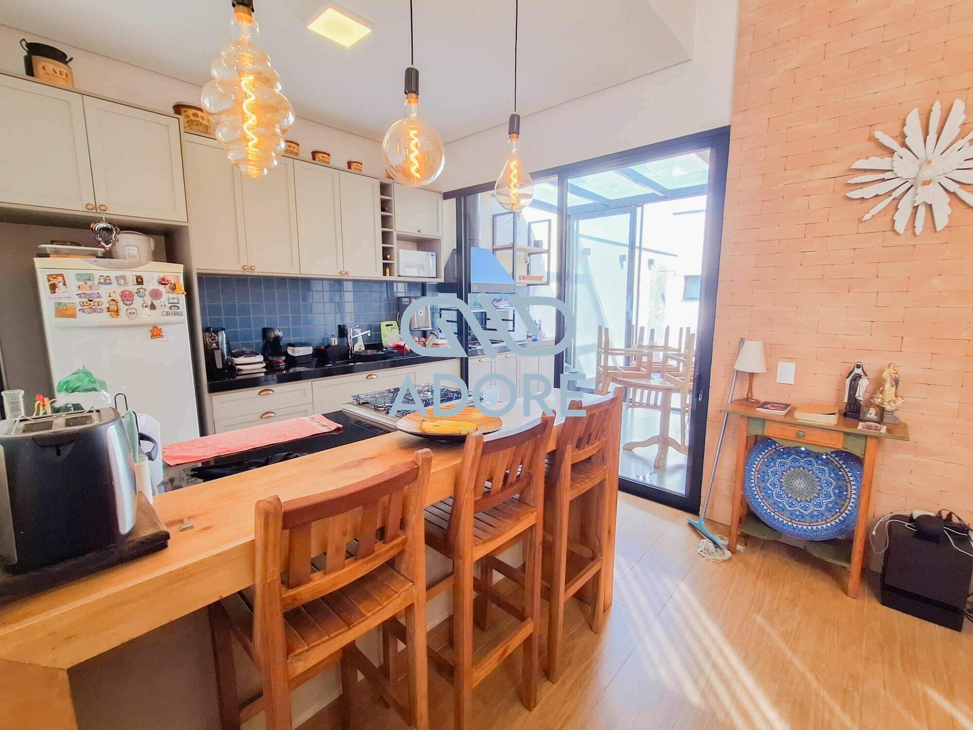 Casa de Condomínio à venda no Condomínio Village Moutonnée: 