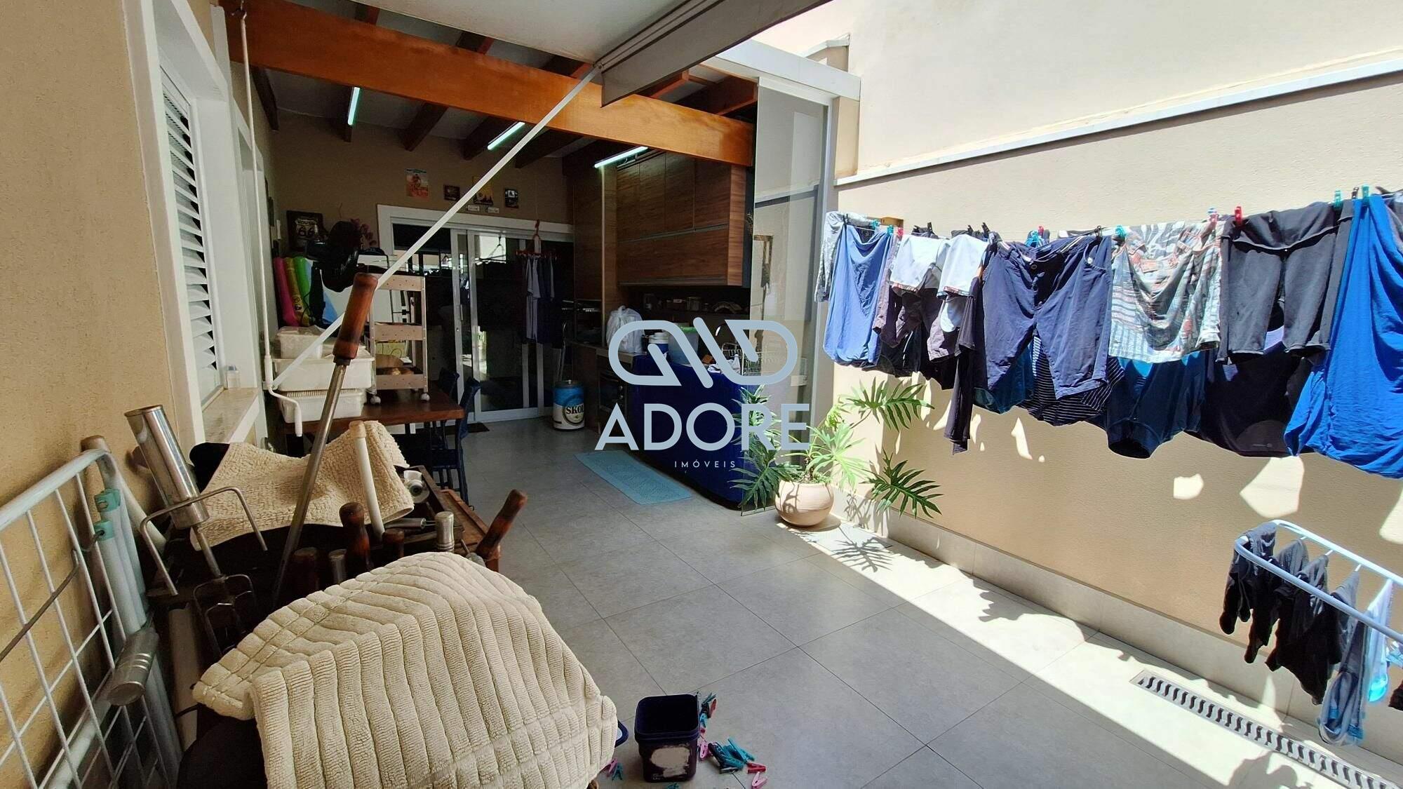 Casa de Condomínio à venda no Condomínio Village Moutonnée: 