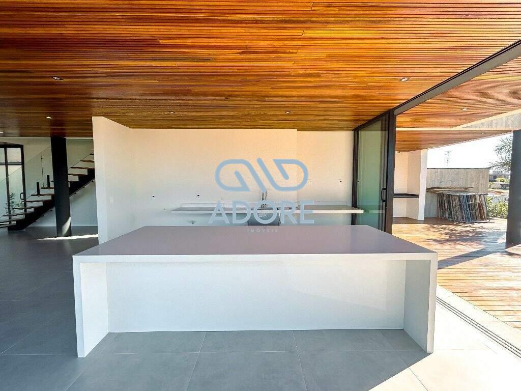 Casa de Condomínio à venda no Condomínio Villas do Golfe: 