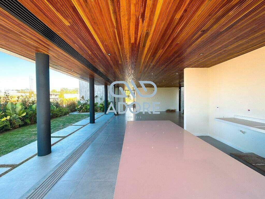 Casa de Condomínio à venda no Condomínio Villas do Golfe: 