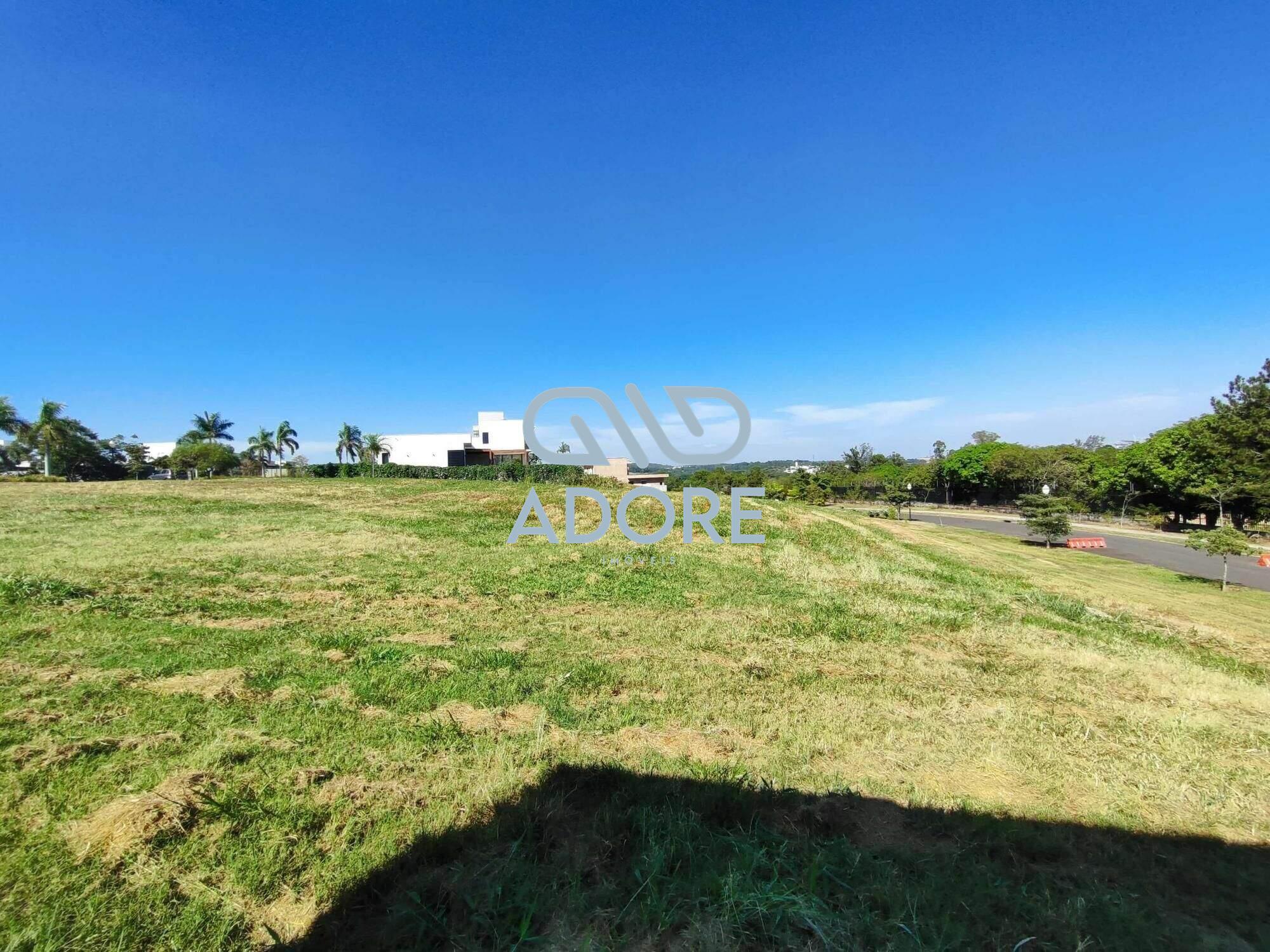 Terreno à venda no Condomínio Villas do Golfe: 