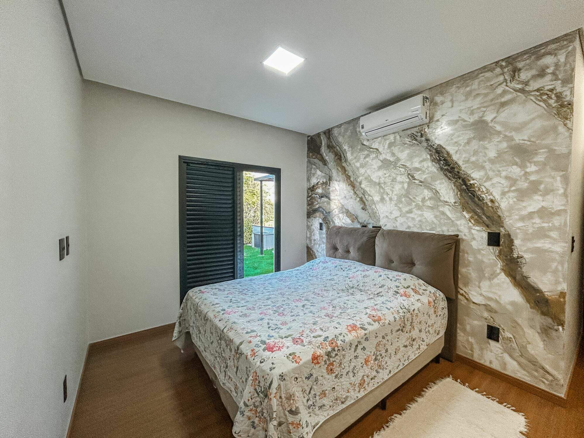 Casa de Condomínio à venda no Condominio Jardim Guarujá: 