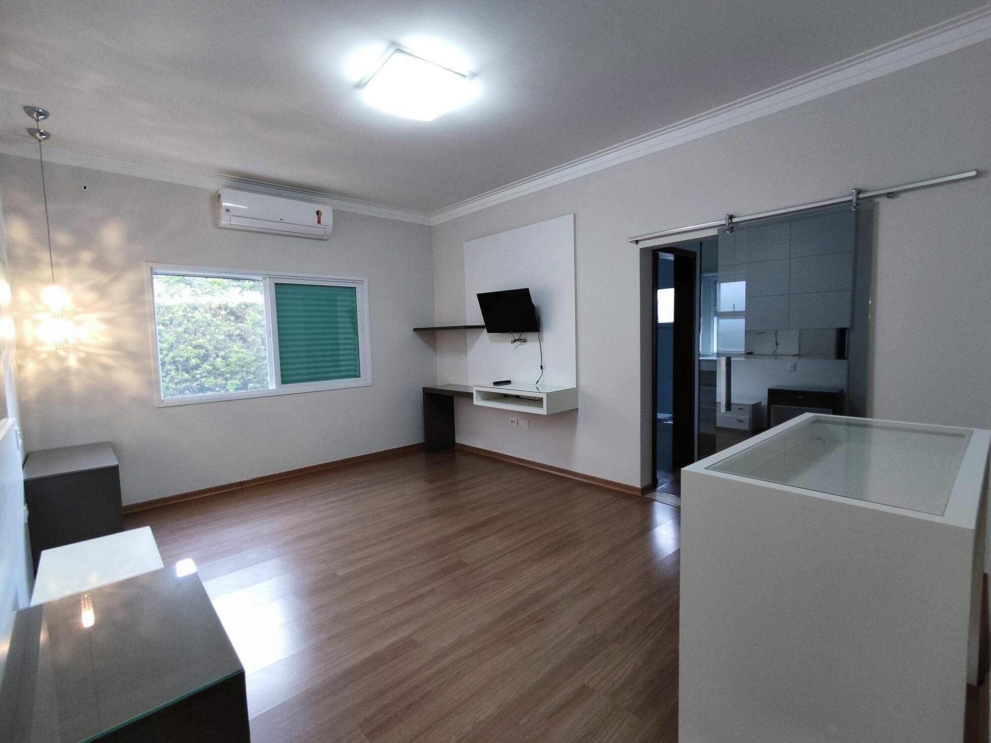 Casa de Condomínio para aluguel no Condomínio Palmeiras Imperiais: 