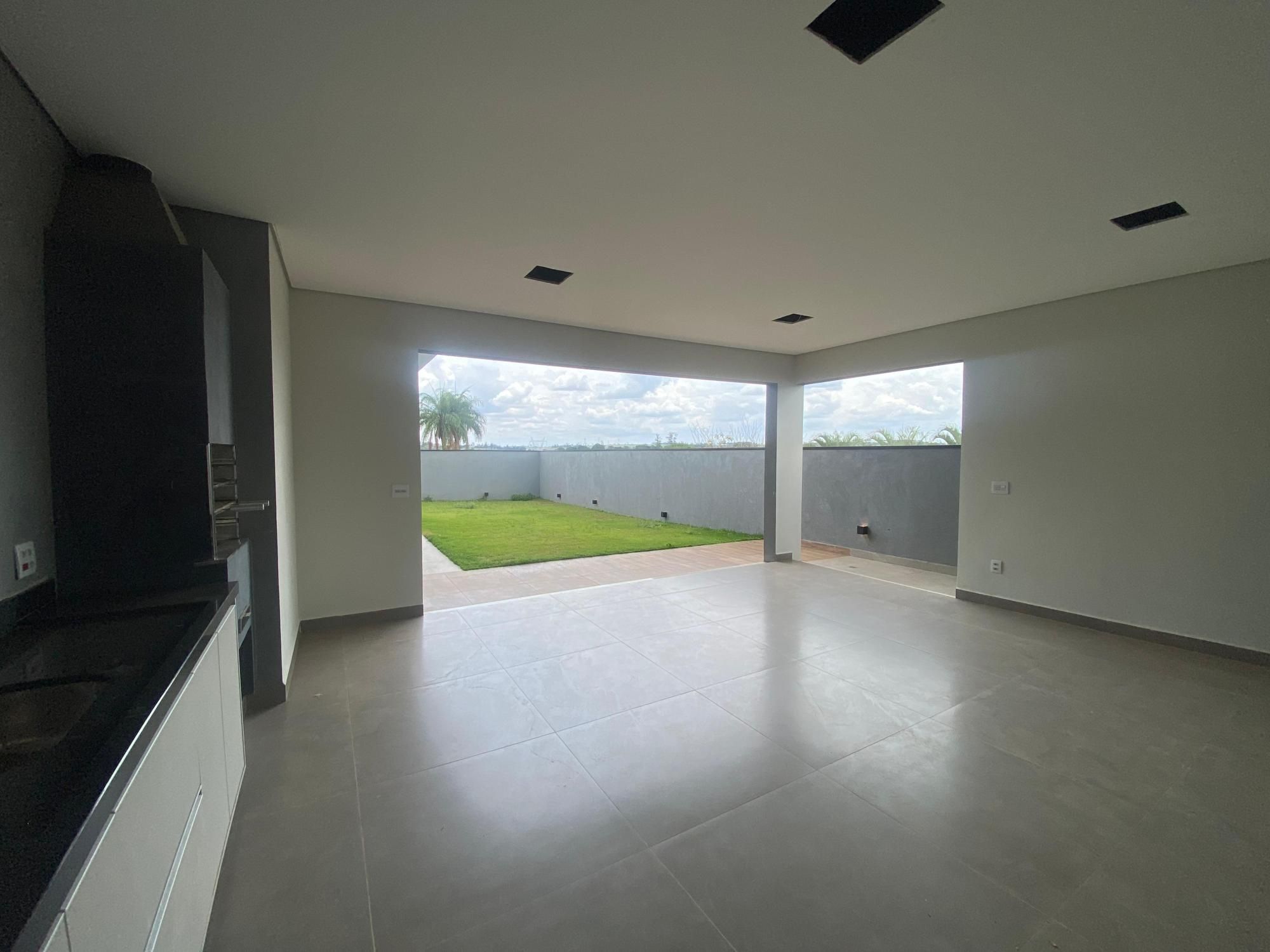 Casa de Condomínio para aluguel no Condomínio Villas do Golfe: 