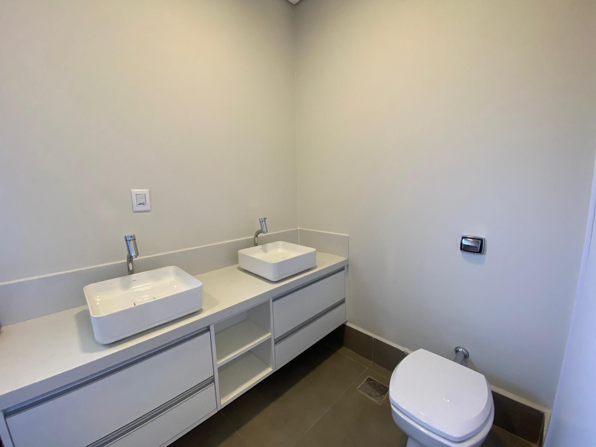 Casa de Condomínio para aluguel no Condomínio Villas do Golfe: 