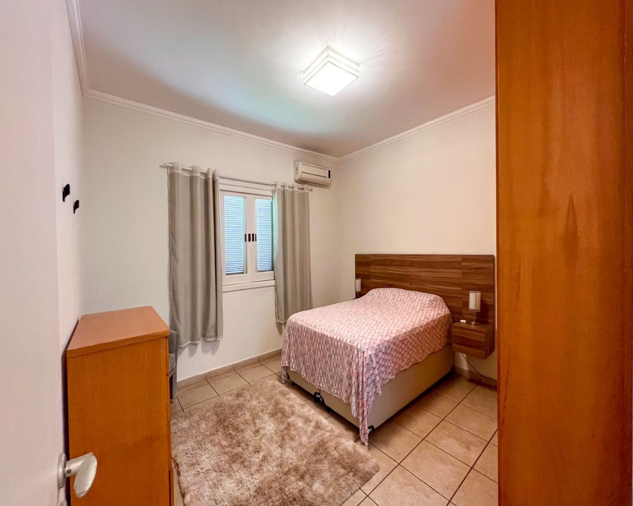 Casa de Condomínio para aluguel no Condomínio Haras Paineiras: 