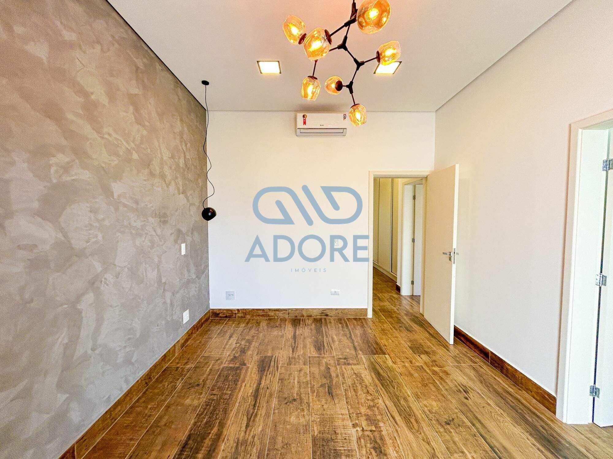 Casa de Condomínio à venda no Condomínio Saint Paul: 