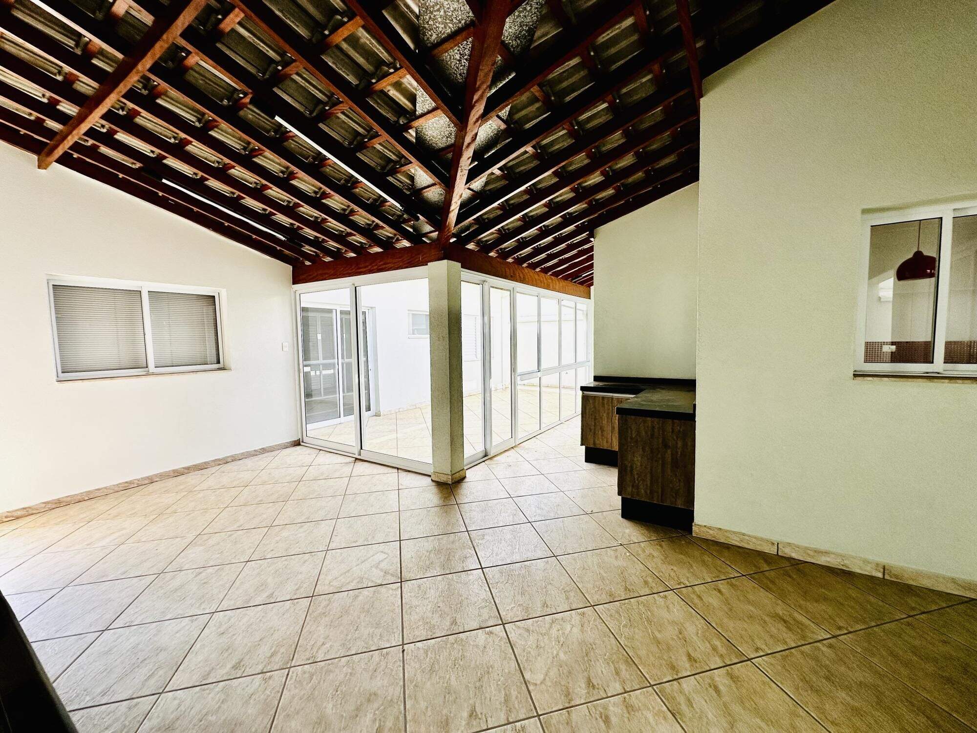 Casa de Condomínio para aluguel no Condomínio Lagos D’Icaraí: 