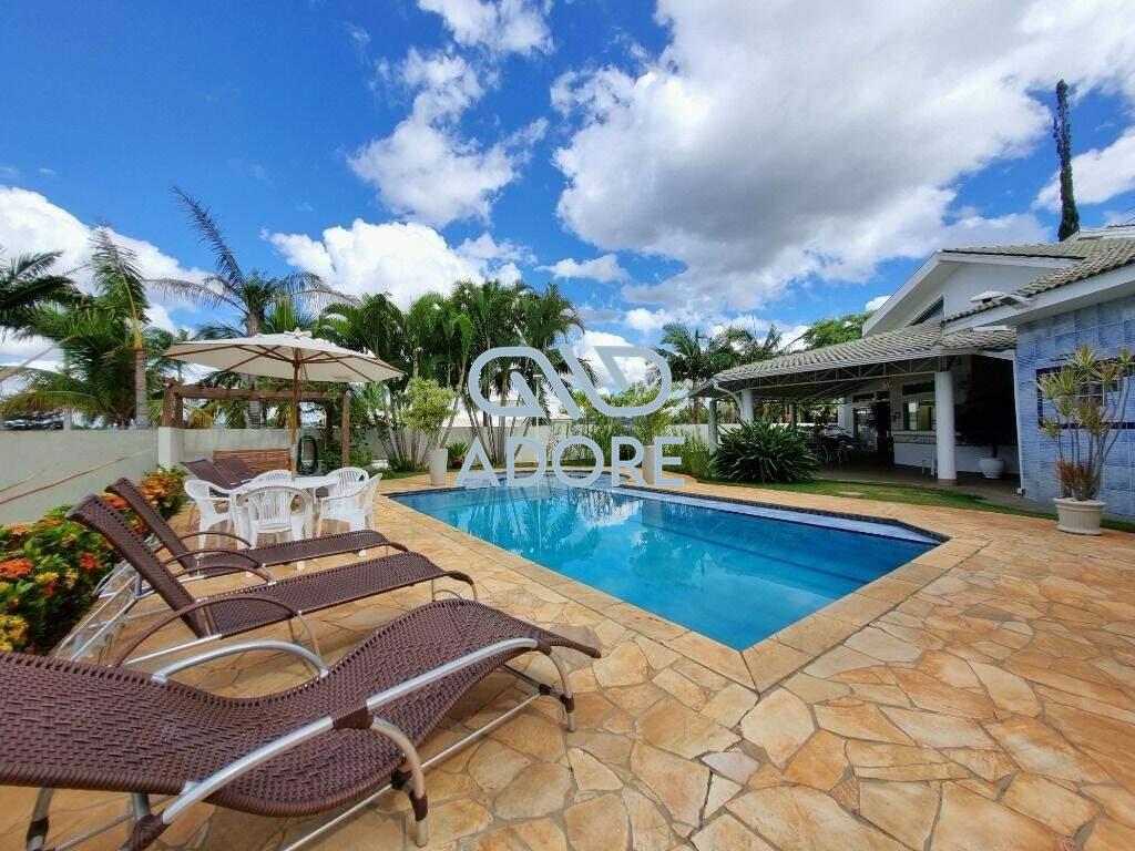 Casa de Condomínio para aluguel no Parque Village Castelo: 