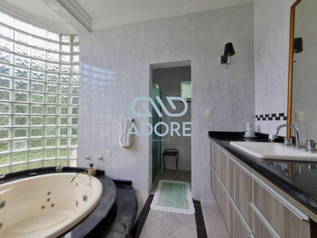 Casa de Condomínio para aluguel no Parque Village Castelo: 