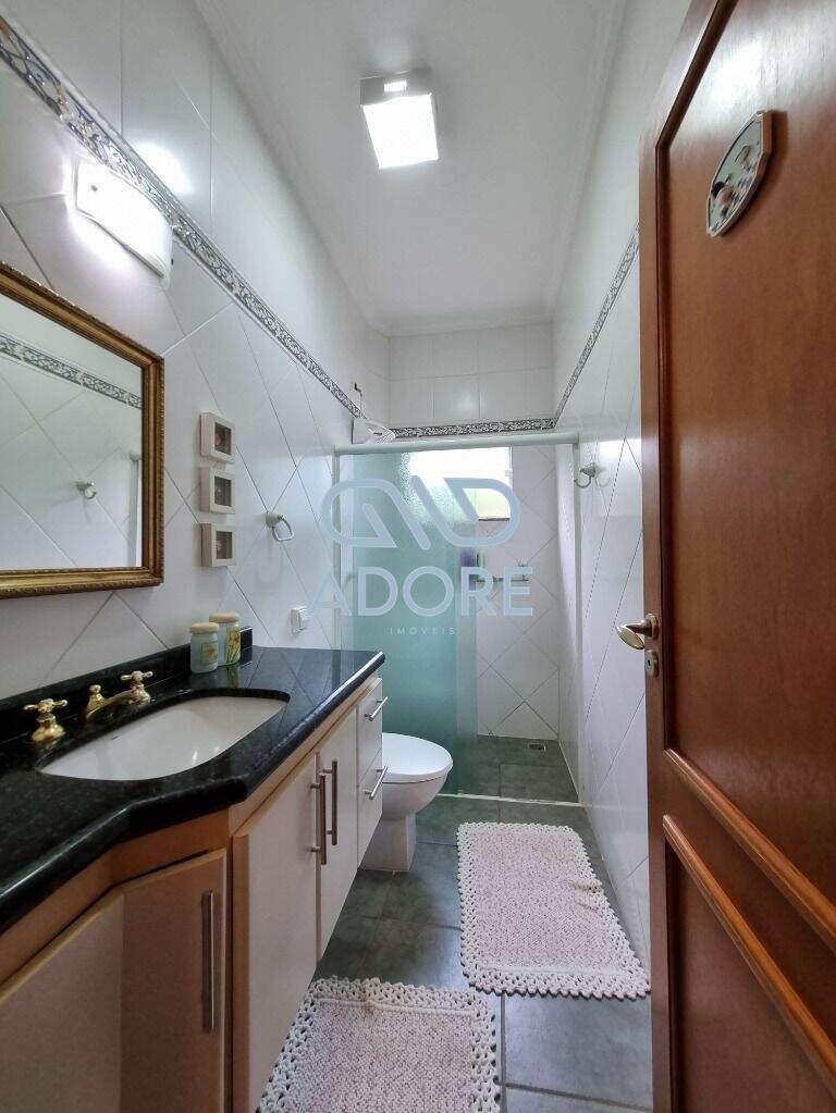 Casa de Condomínio para aluguel no Parque Village Castelo: 