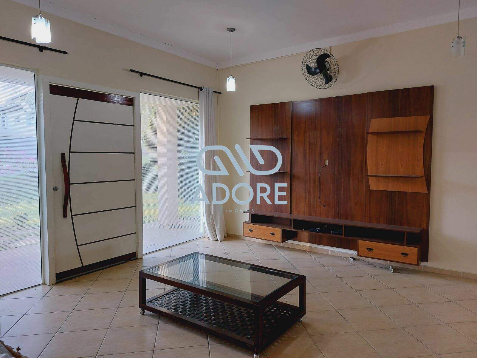 Casa de Condomínio para aluguel no Parque Village Castelo: 