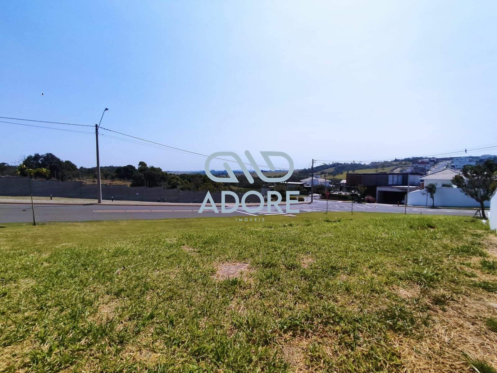 Terreno à venda no Condomínio Saint Paul: 