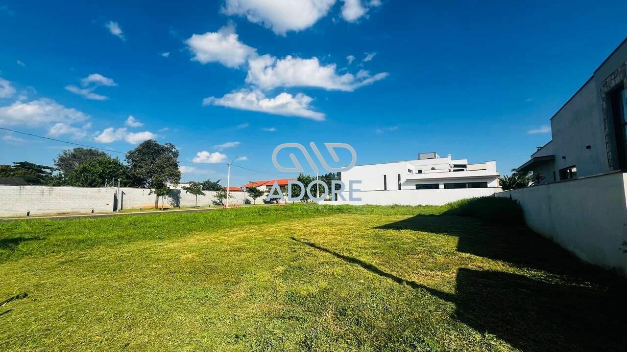 Terreno à venda no Condomínio Saint Paul: 