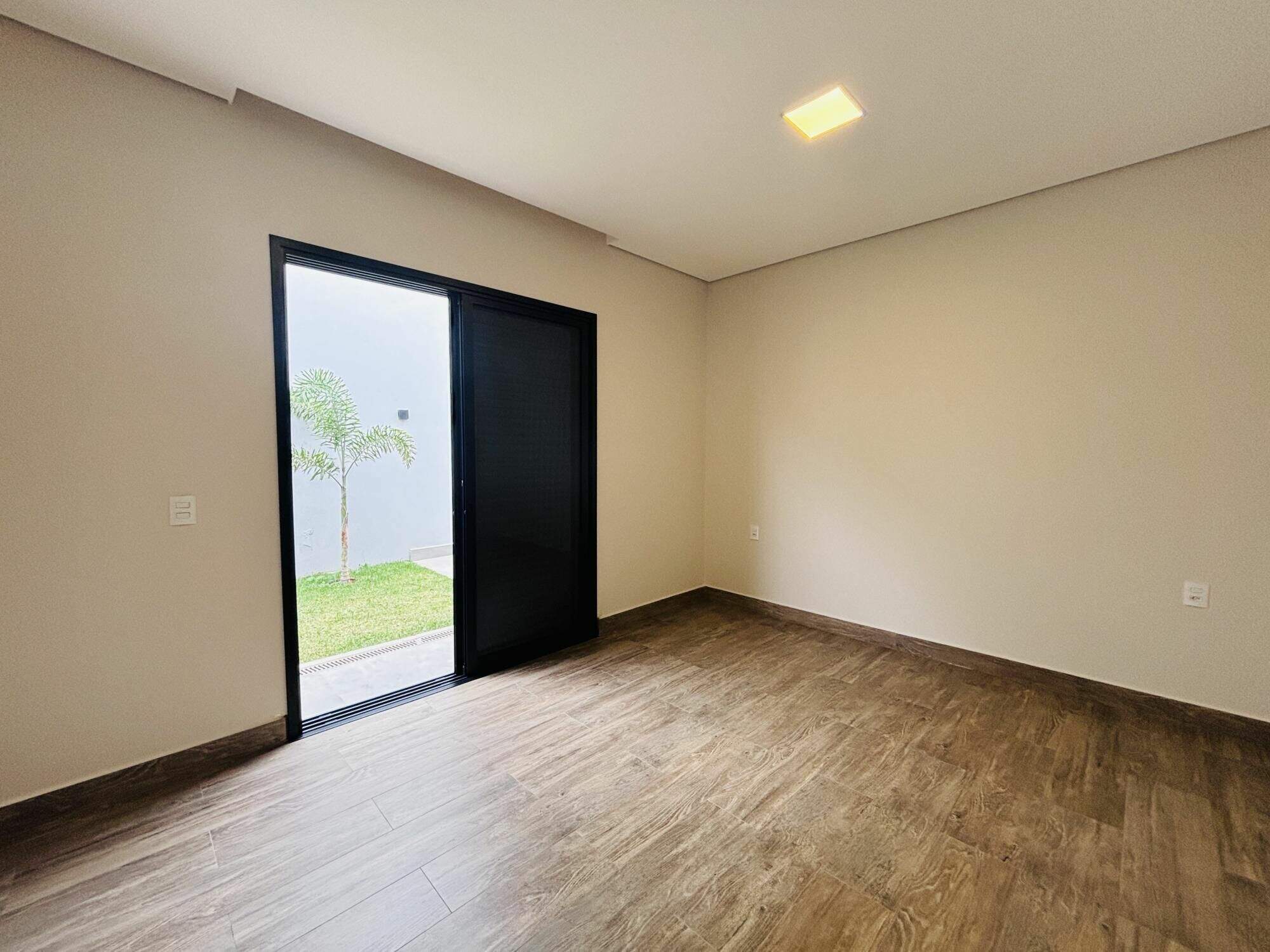 Casa de Condomínio para aluguel no Condomínio Portal dos Bandeirantes: 