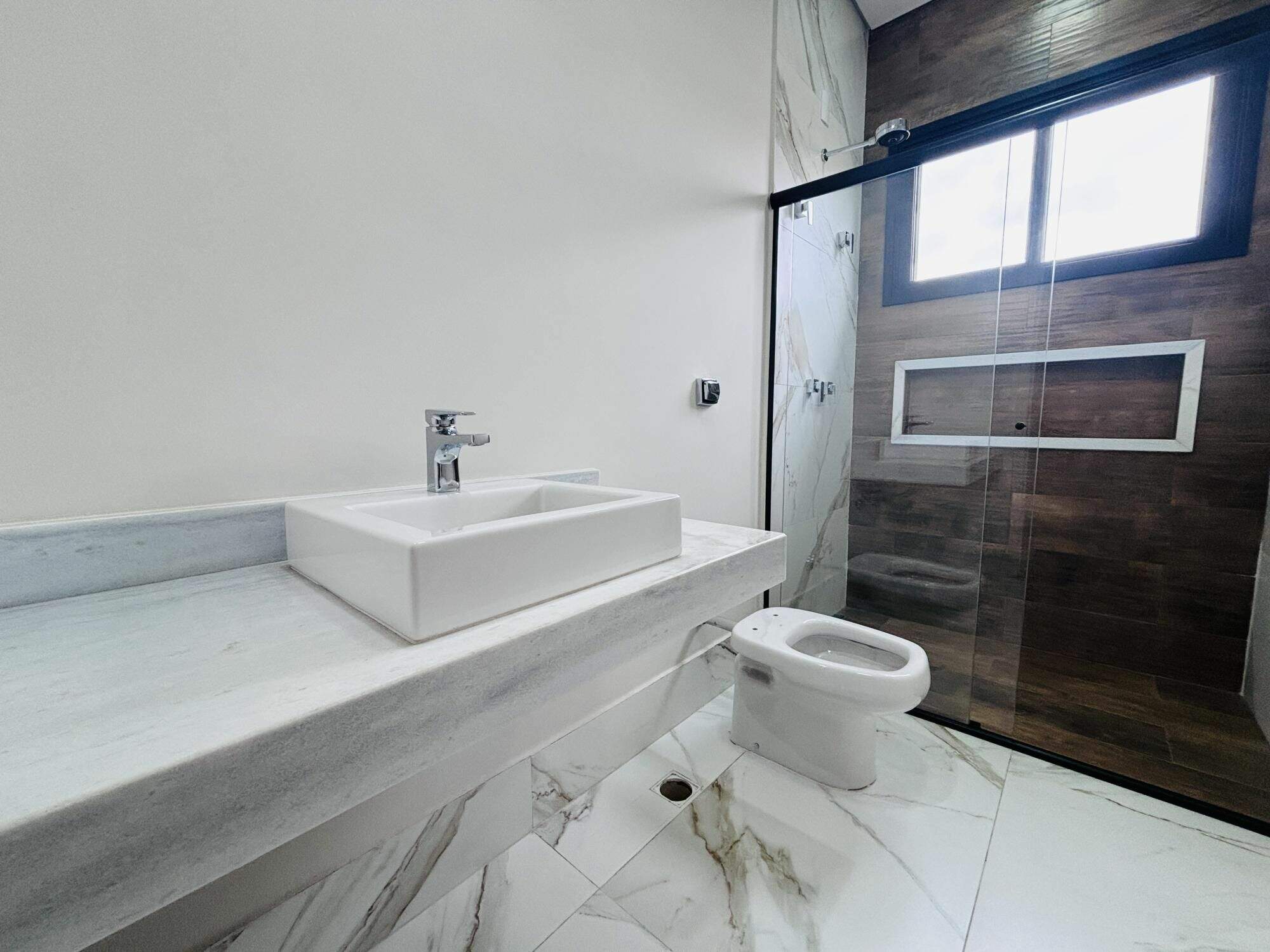 Casa de Condomínio para aluguel no Condomínio Portal dos Bandeirantes: 