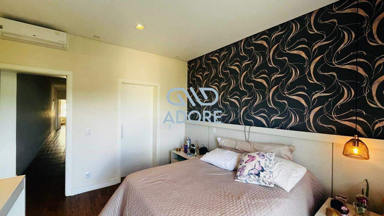 Casa de Condomínio à venda no Condomínio Plaza Athénée: 