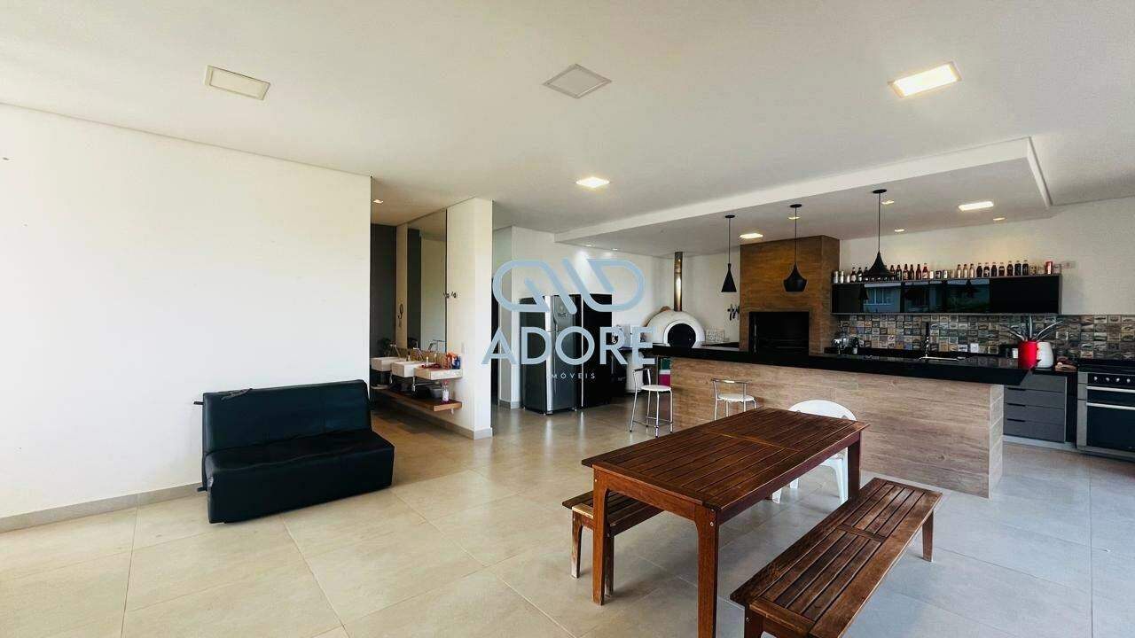 Casa de Condomínio à venda no Condomínio Plaza Athénée: 