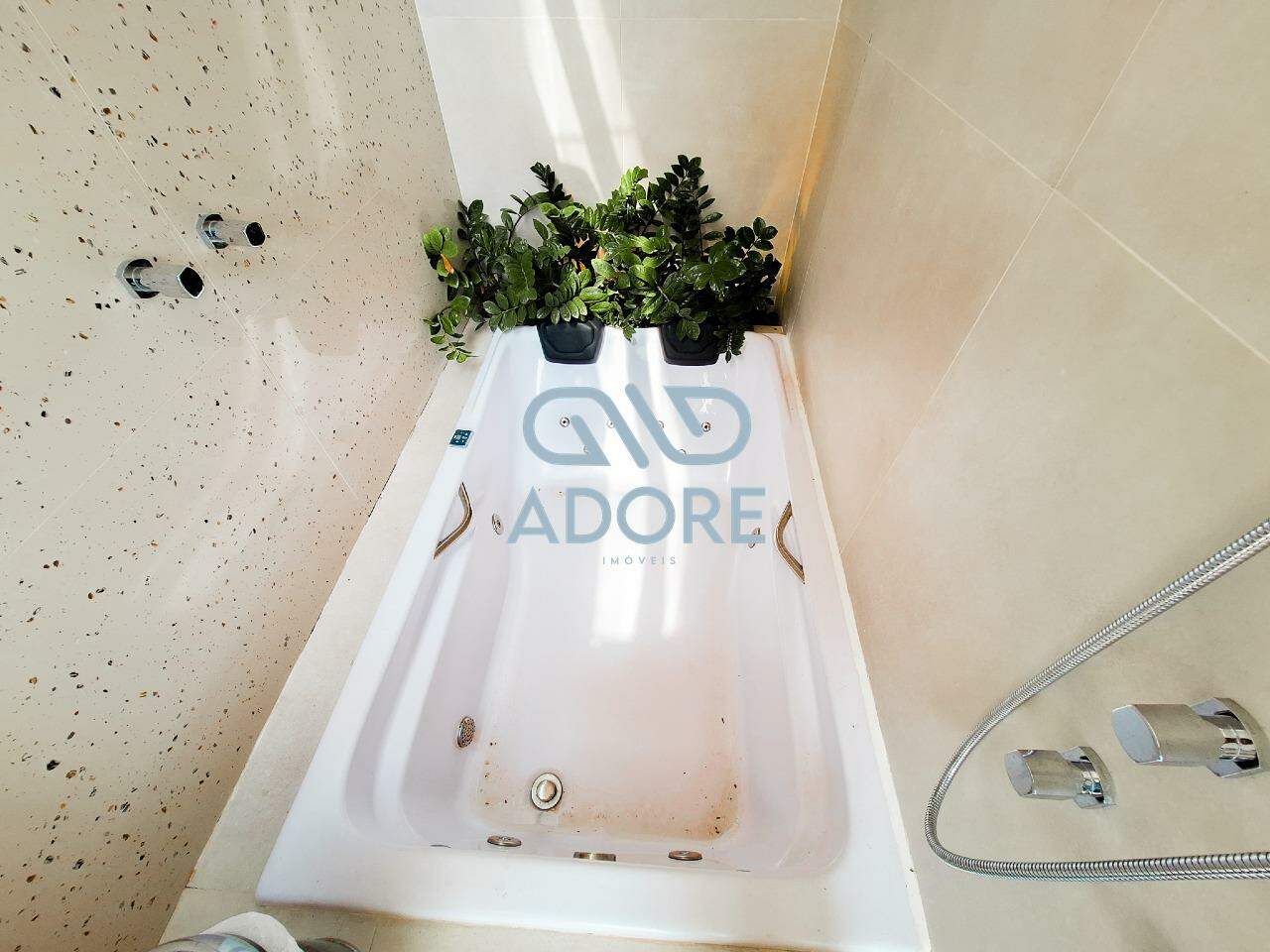 Casa de Condomínio à venda no Condomínio Villas do Golfe: 