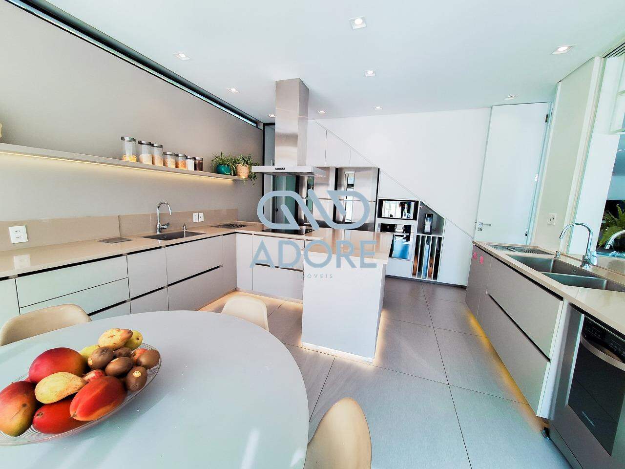 Casa de Condomínio à venda no Condomínio Villas do Golfe: 