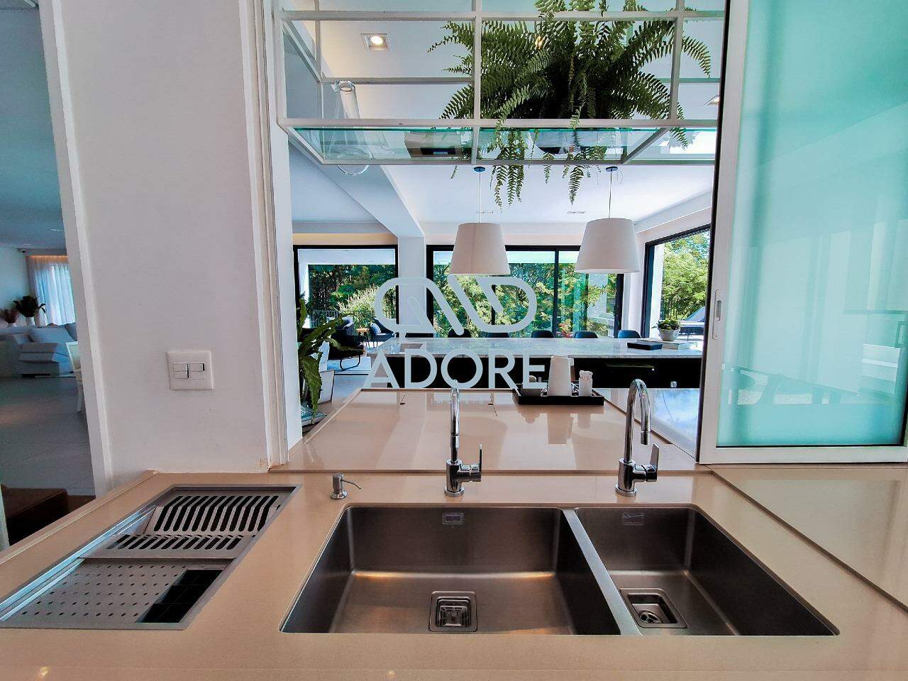 Casa de Condomínio à venda no Condomínio Villas do Golfe: 