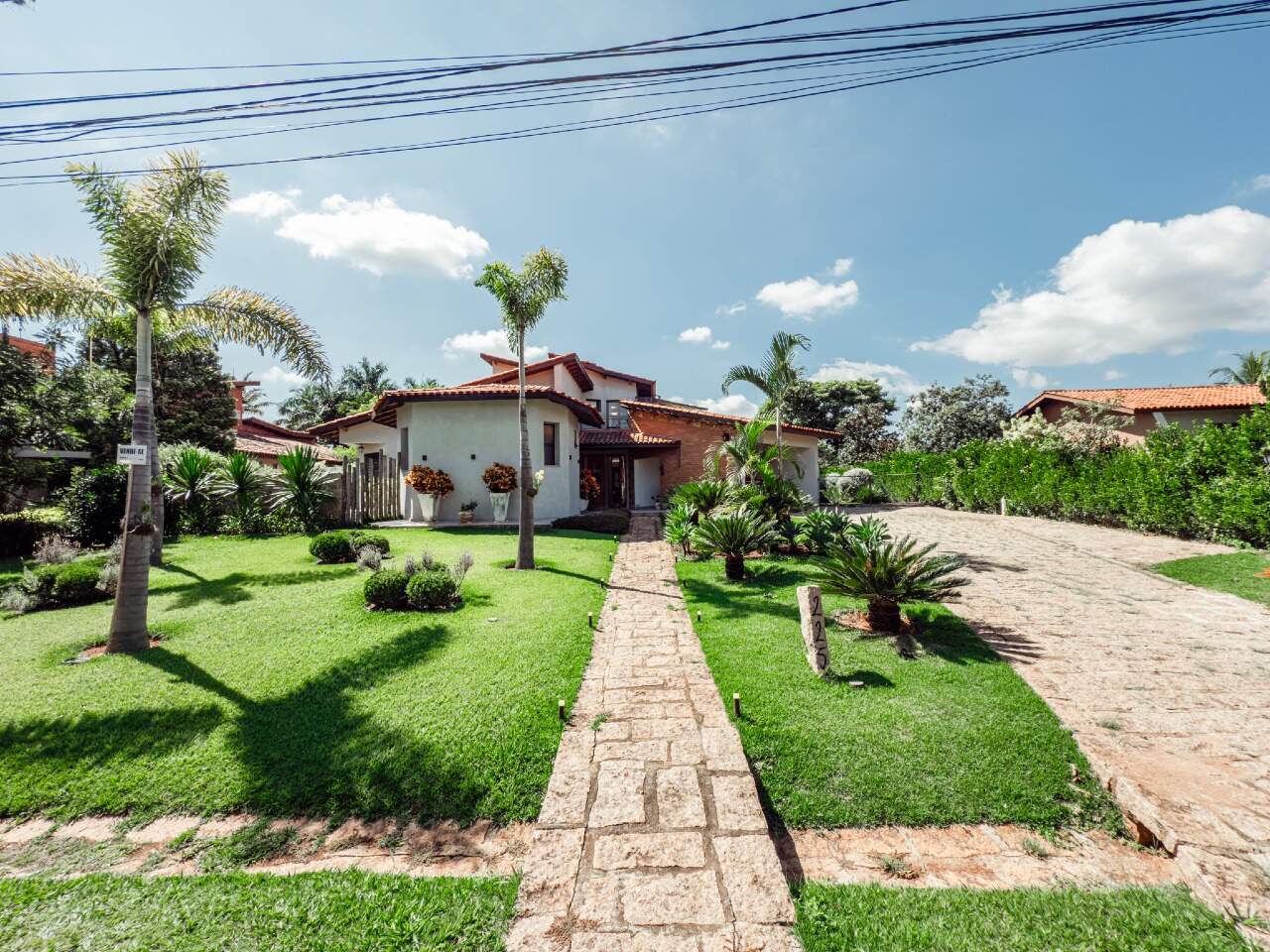 Casa de Condomínio à venda no Condomínio Monte Belo: 