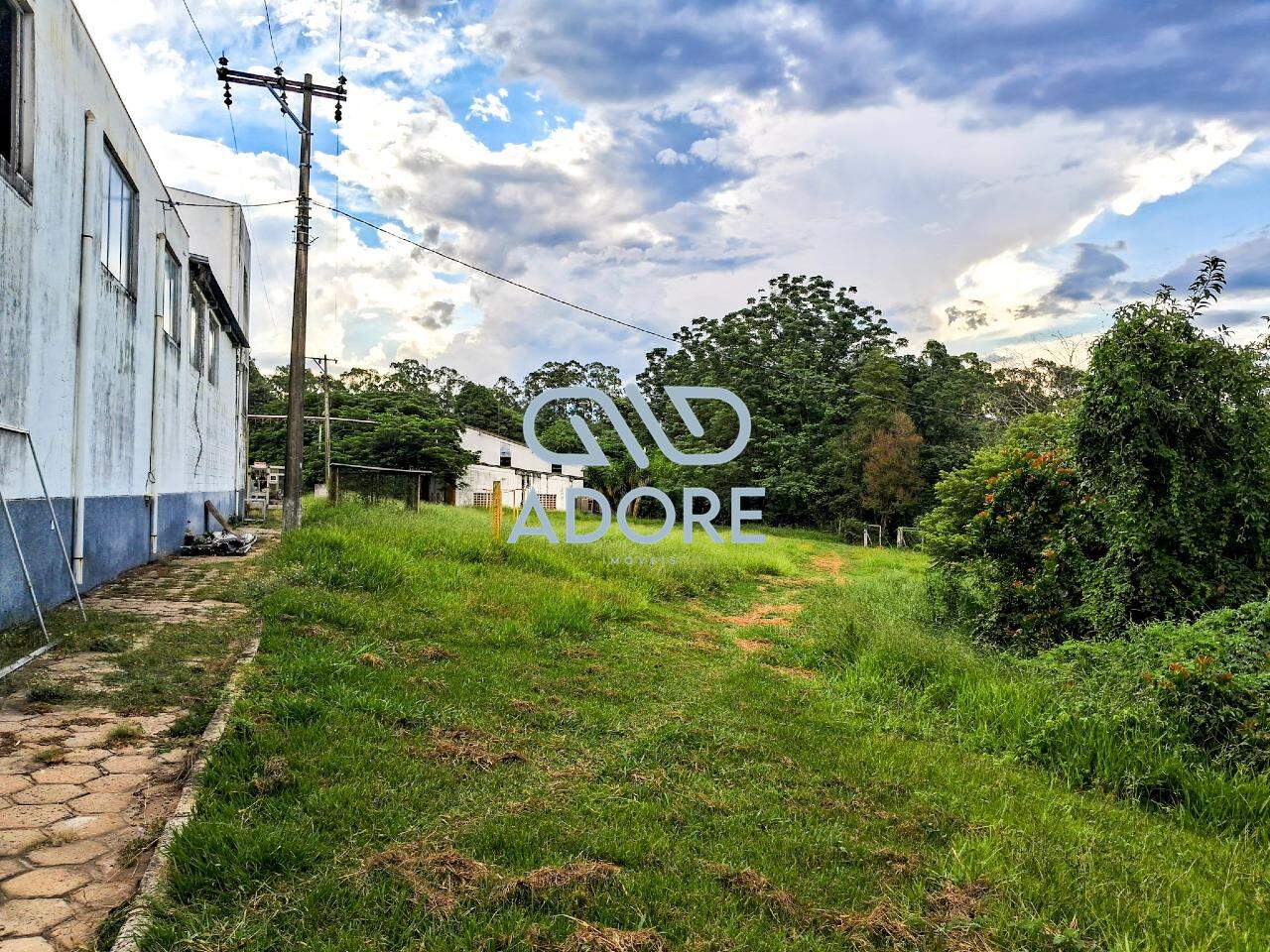 Área Rural à venda no Distrito Industrial II: 