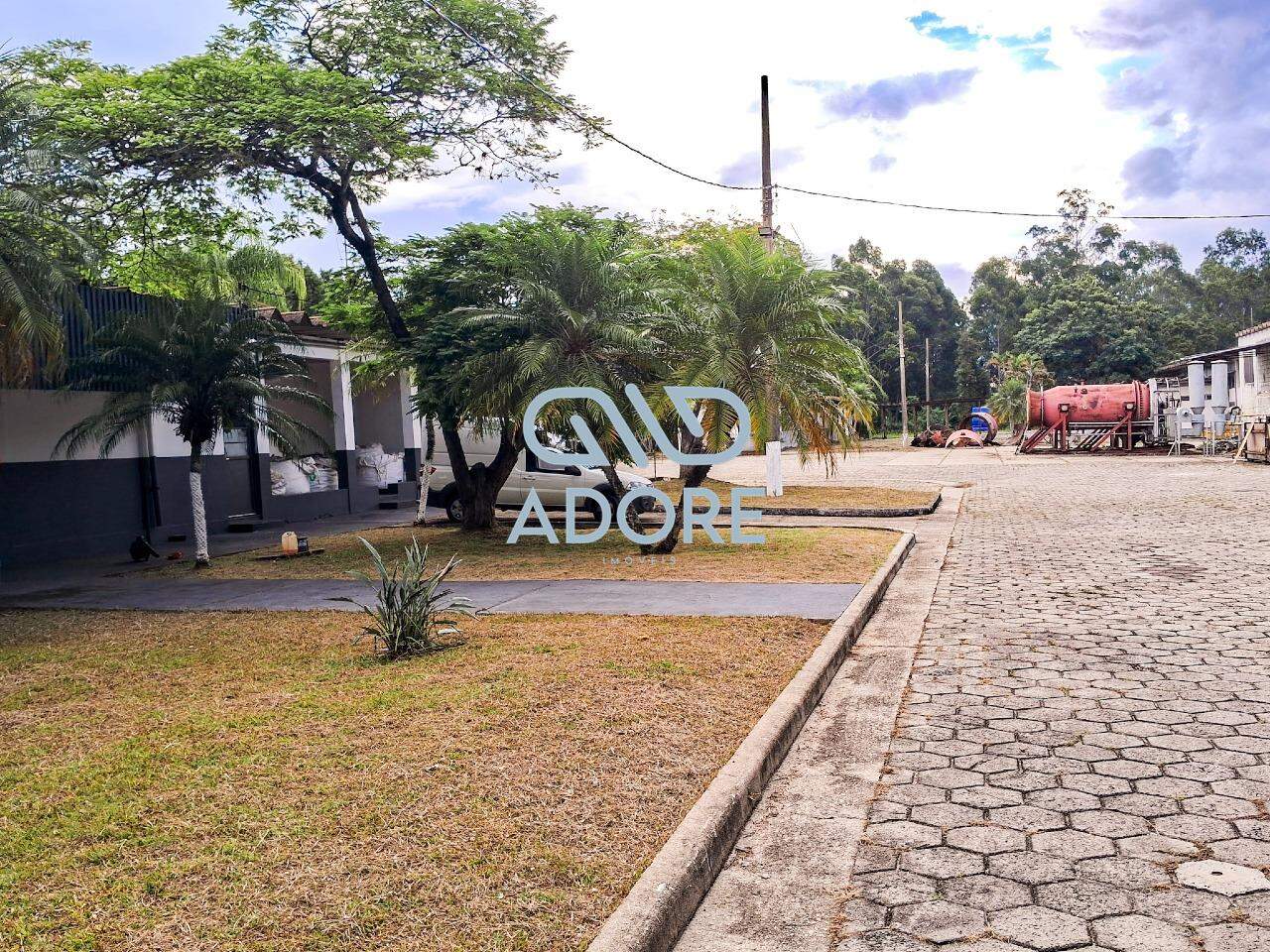 Área Rural à venda no Distrito Industrial II: 