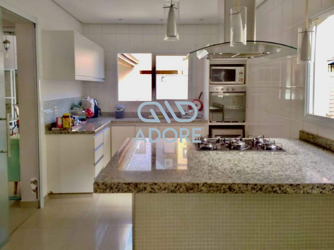 Casa de Condomínio à venda no Condomínio Parque do Varvito : 