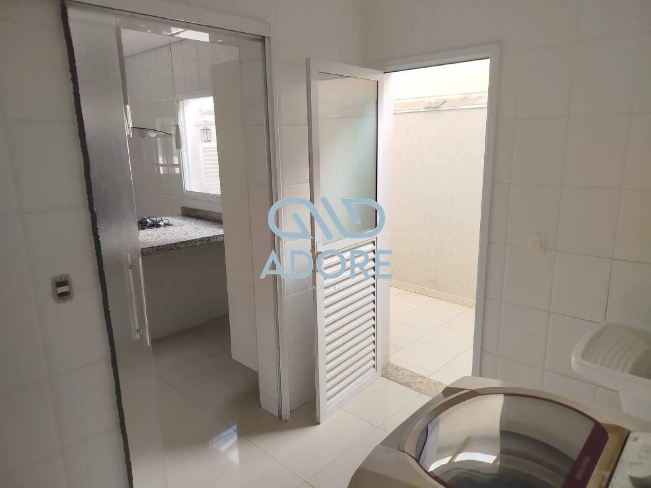 Casa de Condomínio à venda no Condomínio Parque do Varvito : 