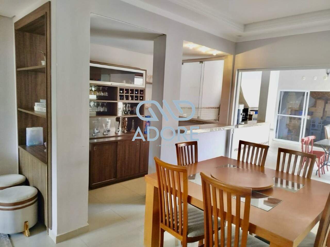 Casa de Condomínio à venda no Condomínio Parque do Varvito : 