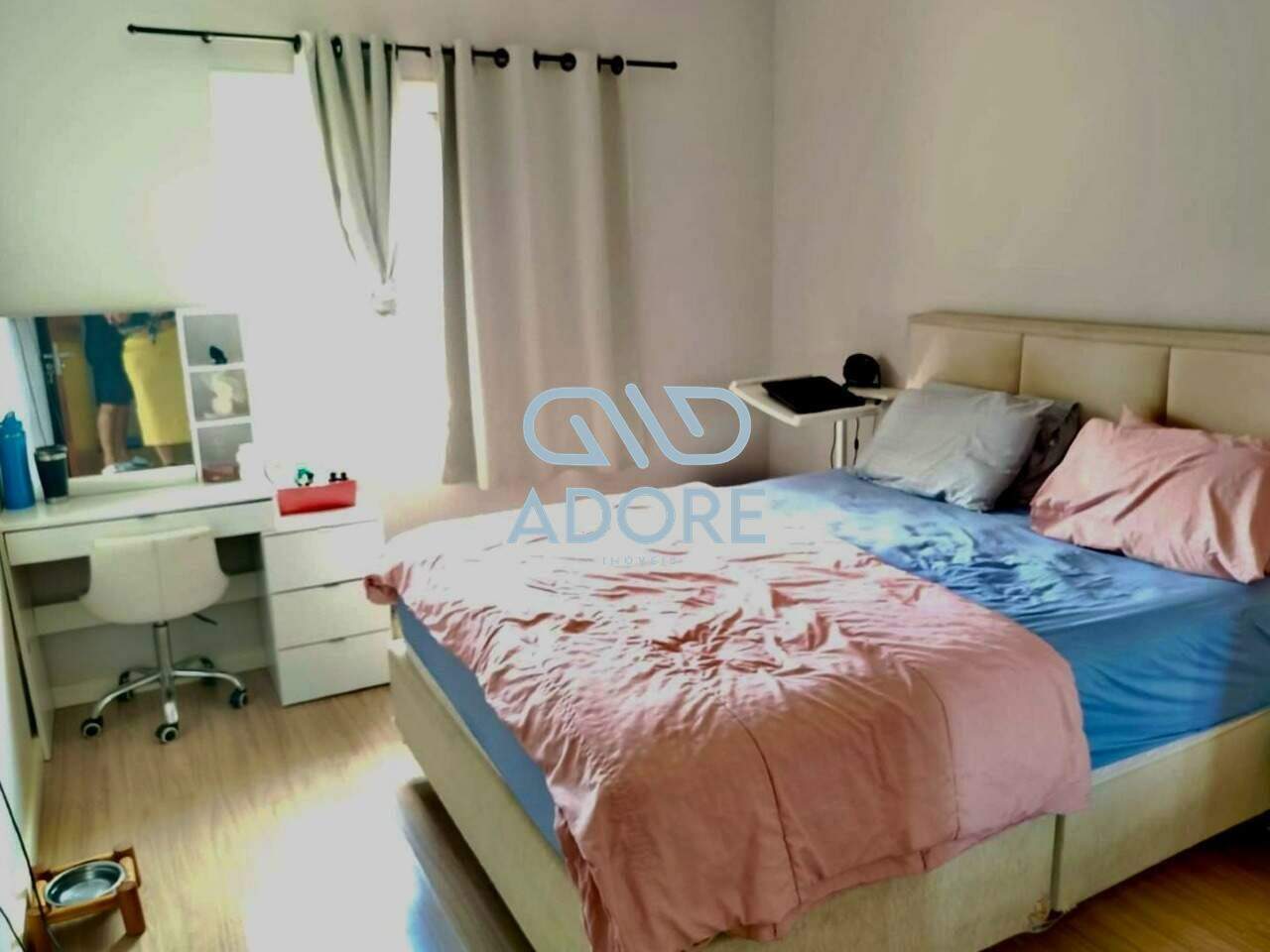 Casa de Condomínio à venda no Condomínio Parque do Varvito : 