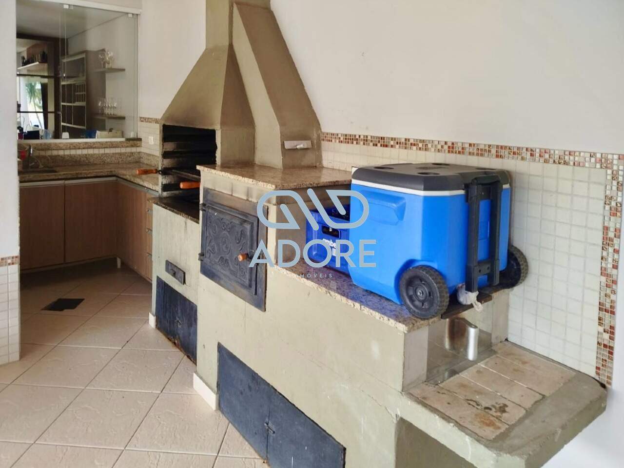 Casa de Condomínio à venda no Condomínio Parque do Varvito : 