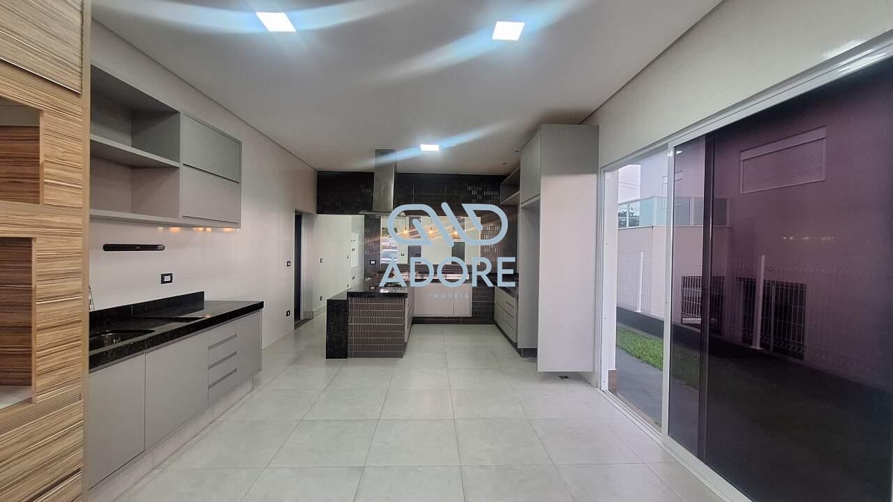 Casa de Condomínio à venda no Condomínio Portal dos Bandeirantes: 