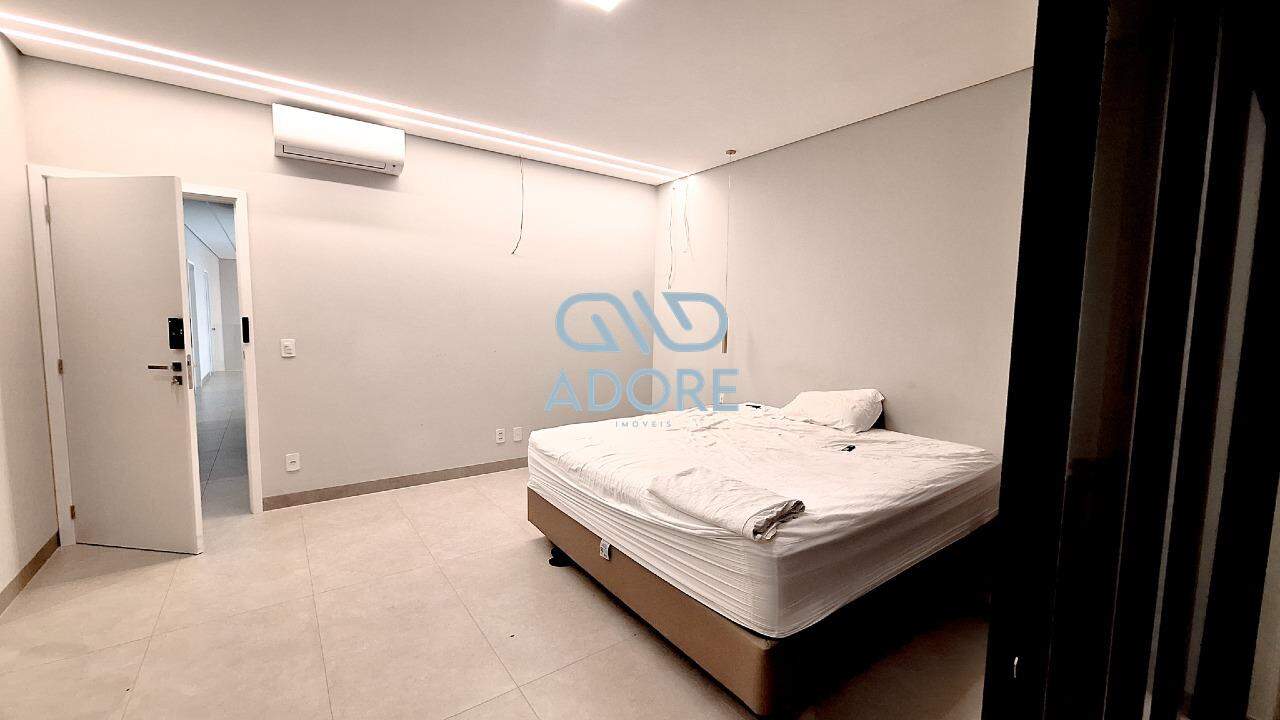 Casa de Condomínio à venda no Condomínio Portal dos Bandeirantes: 