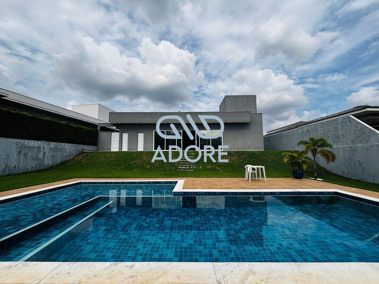 Casa de Condomínio à venda no Condomínio Palmeiras Imperiais: 