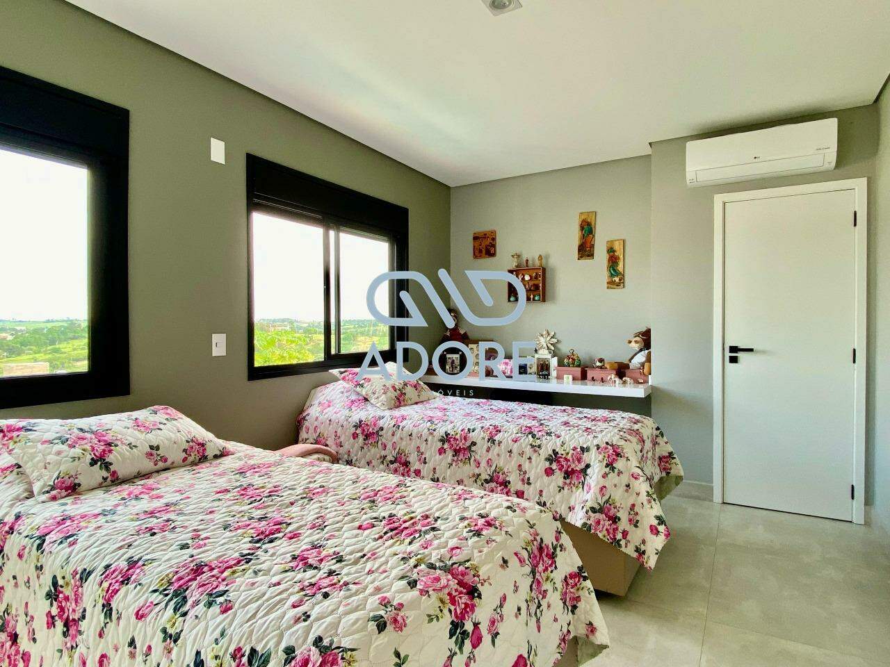 Casa de Condomínio à venda no Condomínio Villas do Golfe: 