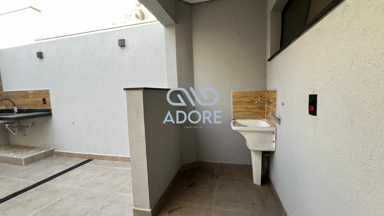 Casa de Condomínio à venda no Condomínio Village Moutonnée: 