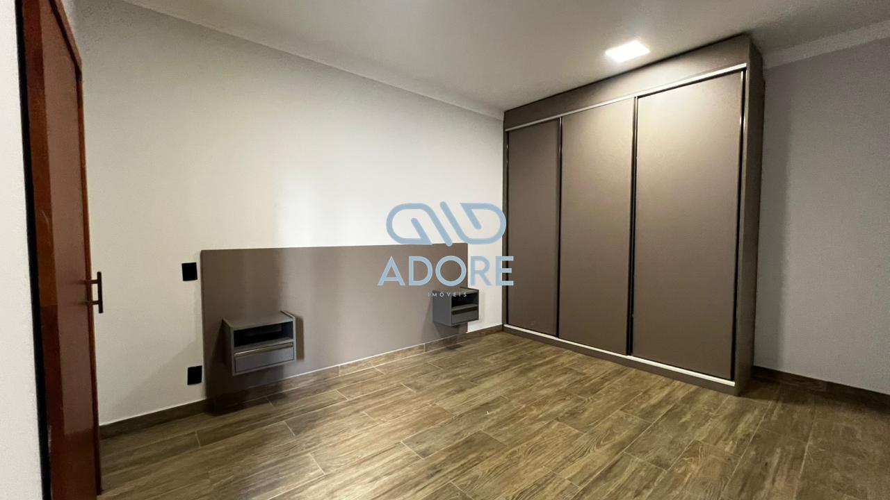 Casa de Condomínio à venda no Condomínio Village Moutonnée: 