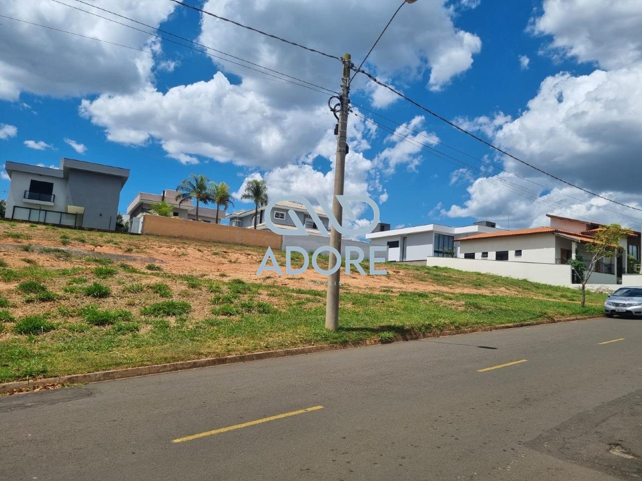 Terreno à venda no Condomínio Portal dos Bandeirantes: 