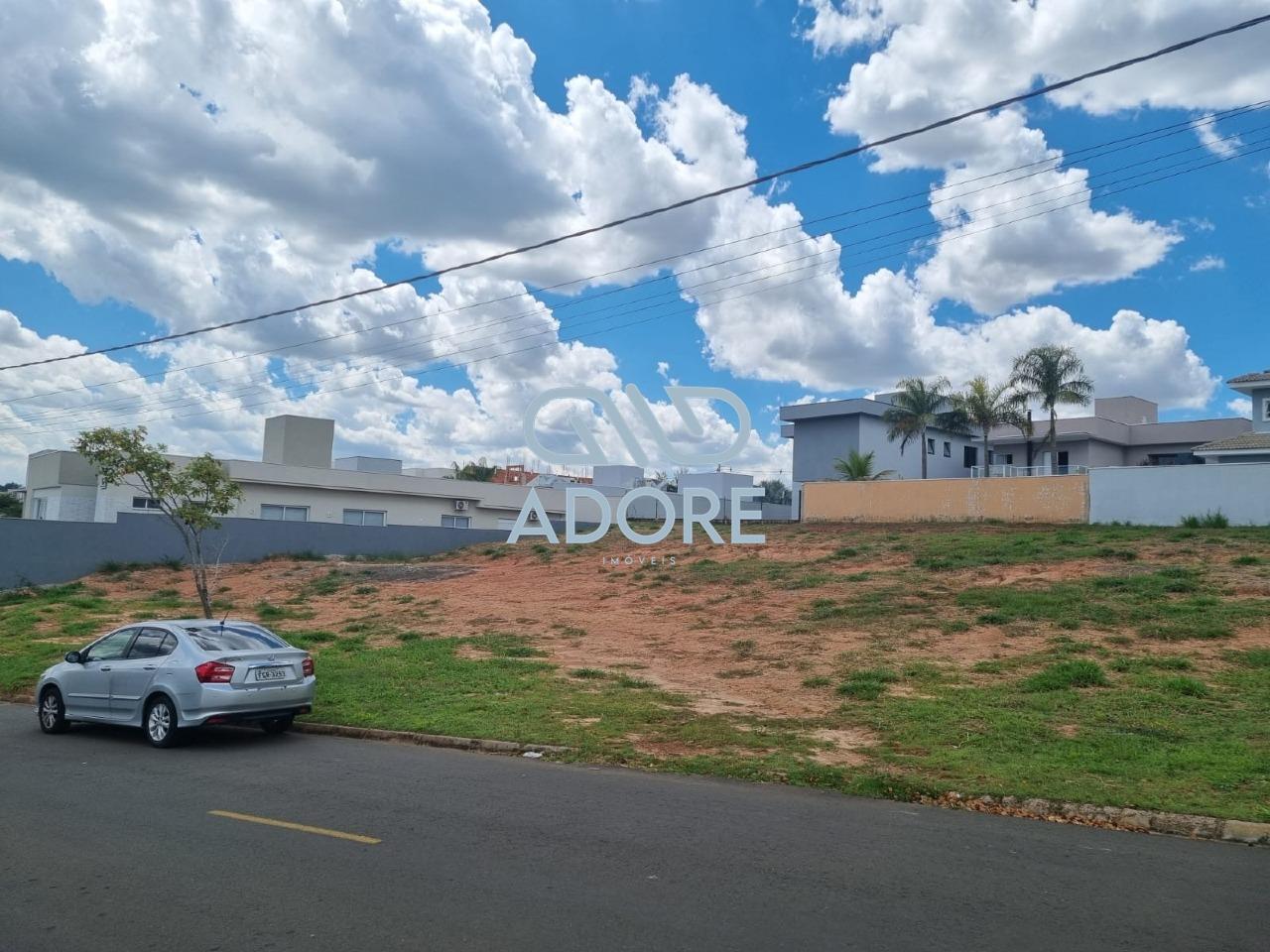 Terreno à venda no Condomínio Portal dos Bandeirantes: 