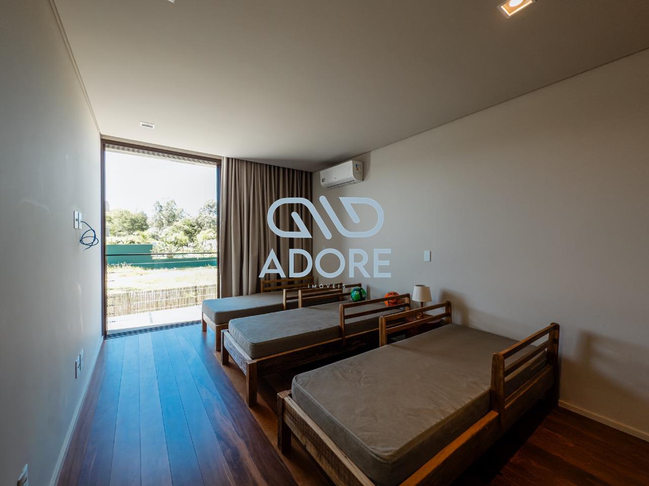 Casa de Condomínio à venda no Condomínio Campos de Santo Antônio II: 