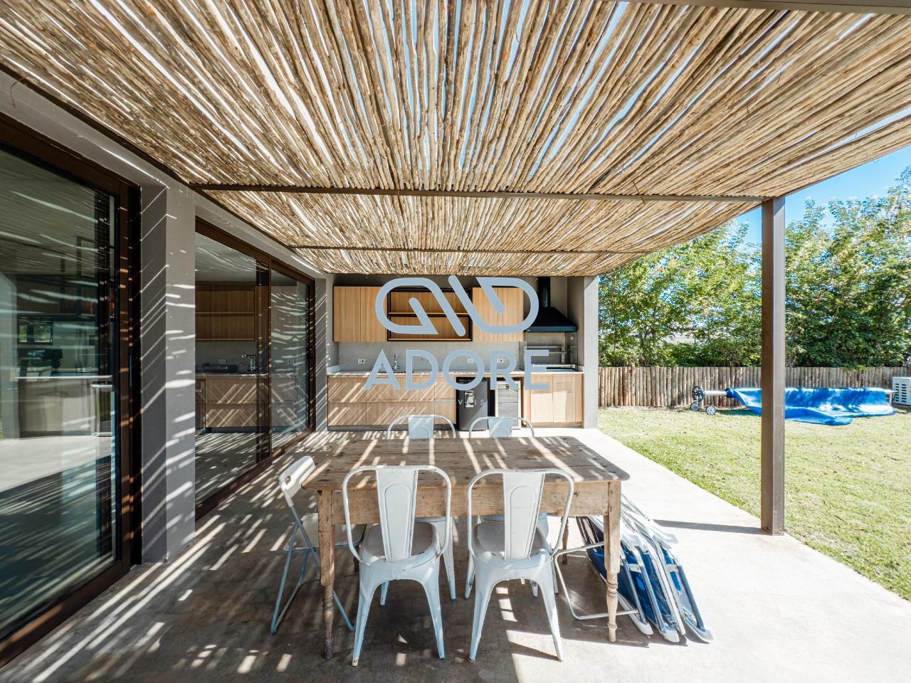 Casa de Condomínio à venda no Condomínio Campos de Santo Antônio II: 