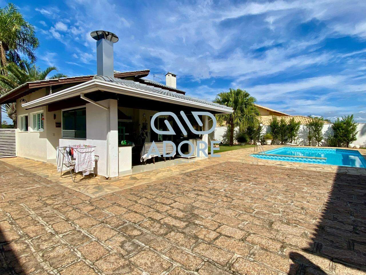Casa de Condomínio à venda no Parque Village Castelo: 