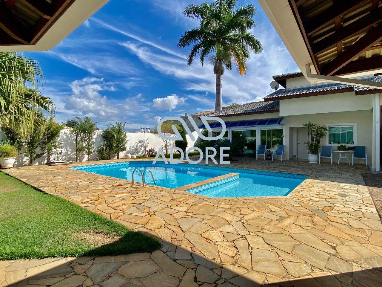 Casa de Condomínio à venda no Parque Village Castelo: 