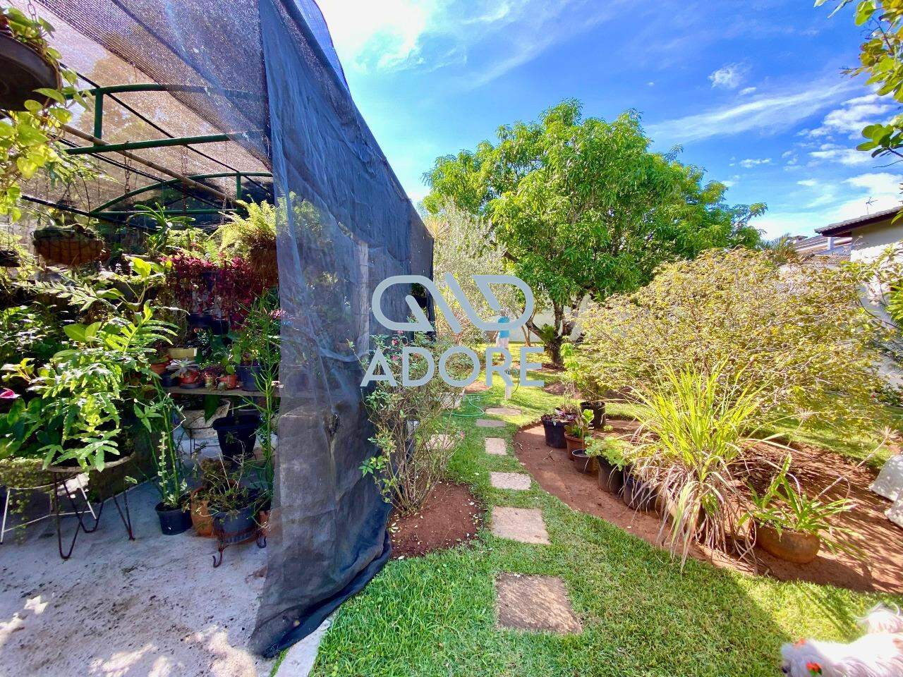 Casa de Condomínio à venda no Parque Village Castelo: 